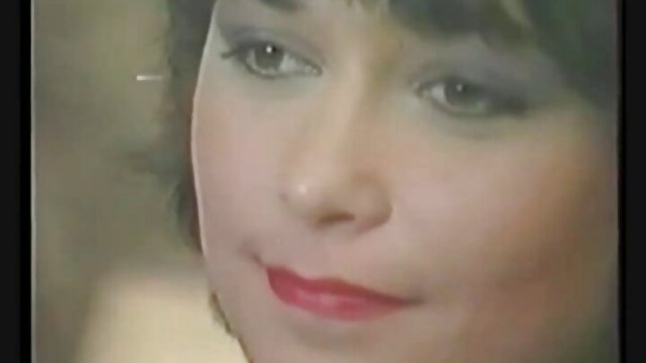 Лена със страпон доведе мъж до изоставена сграда и го чука силно в задника. Някой друг заинтересован ли е?