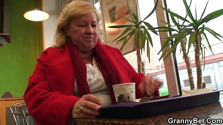 Сексуалният живот едва започва в седмия месец на бременността.